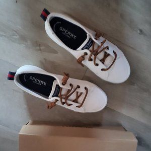 Sperry's White Canvas Platform Vibe Sneaker, size 6